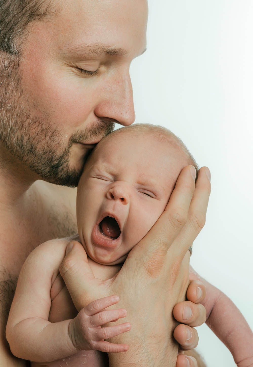 Neugeborenenfotografie im Fotostudio Fischer in Weinheim, bei Mannheim und Heidelberg